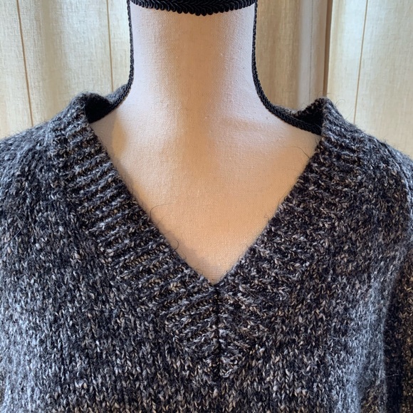 Michael kors sweater top size small - Picture 2 of 8